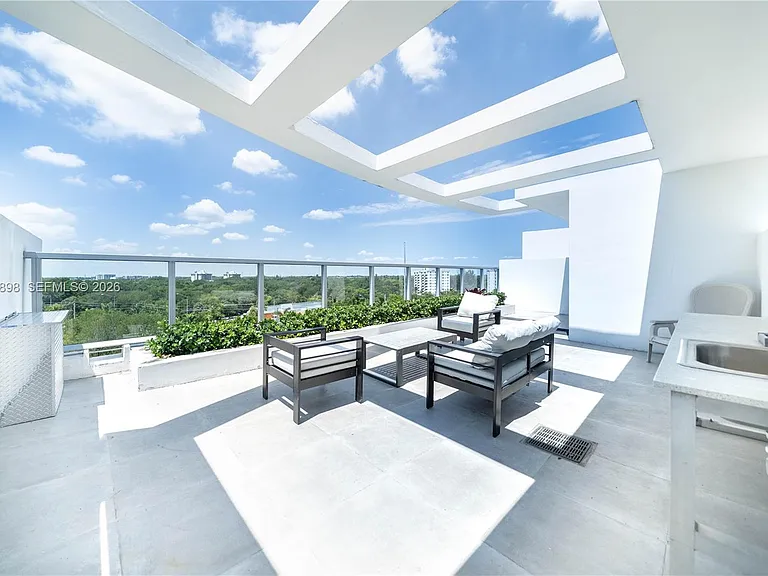 13800 Highland Dr #Penthouse 4 — Photo 28
