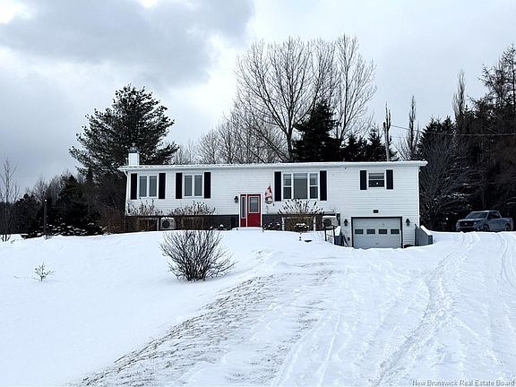 2nd image of 215 Lansdowne Rd