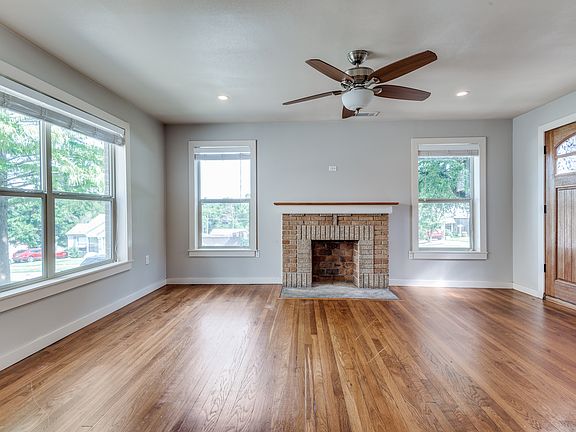 living room with Decorative fireplace