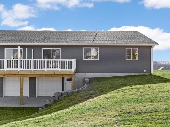 110 W Washington St, Norway, IA 52318