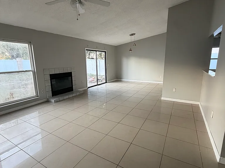 1225 Piney Branch Cir — Photo 3