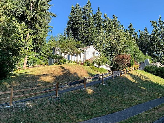 5th image of 22914 39th Ave W