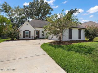 164 Sweetbriar Cir, Canton, MS 39046