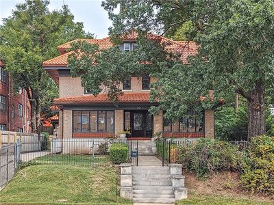 710 Armour Blvd, Kansas City, MO, 64109