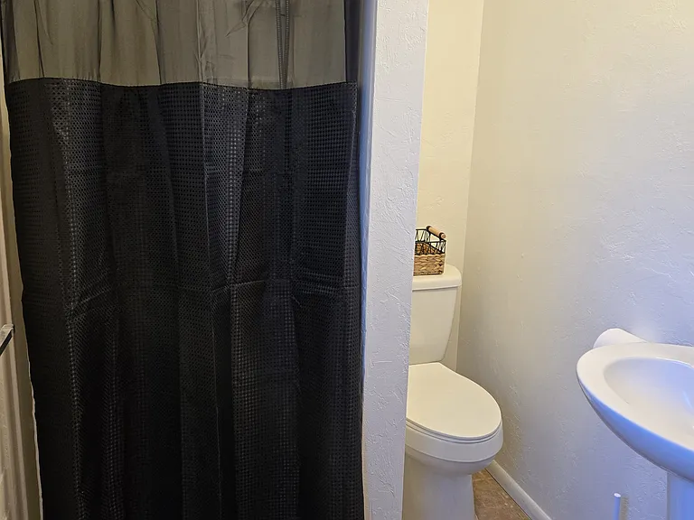 88 W River Rd #2 — Photo 7