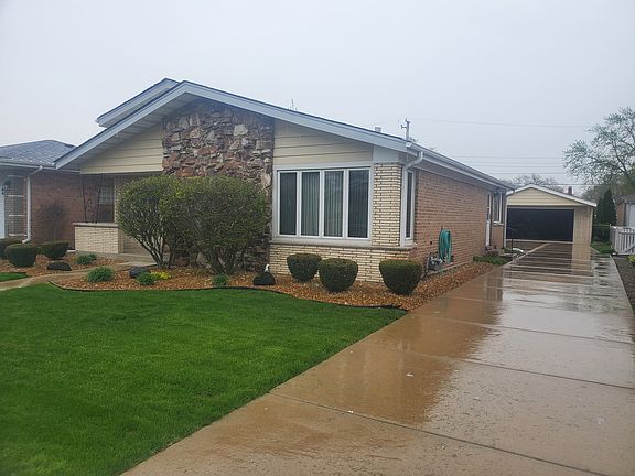 3rd image of 9425 Major Ave