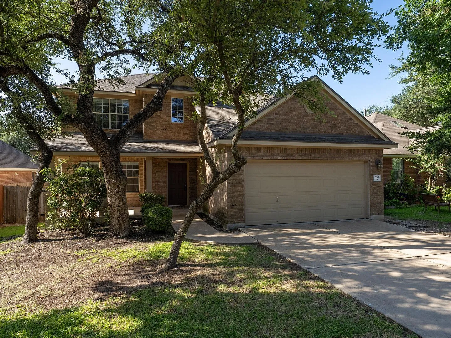 Welcome to your new home at our charming property — Photo 1