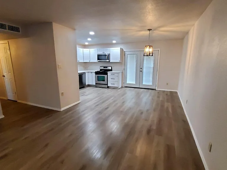 3253 W Country Gables Dr — Photo 22