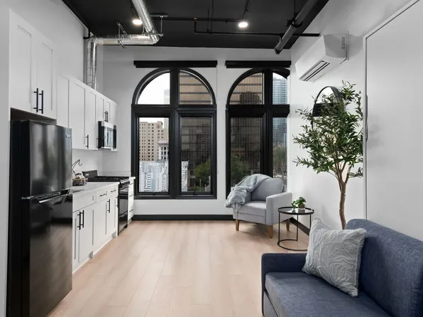 HUE Gaslamp, 945 4th Ave #5885d819c, San Diego, CA 92101