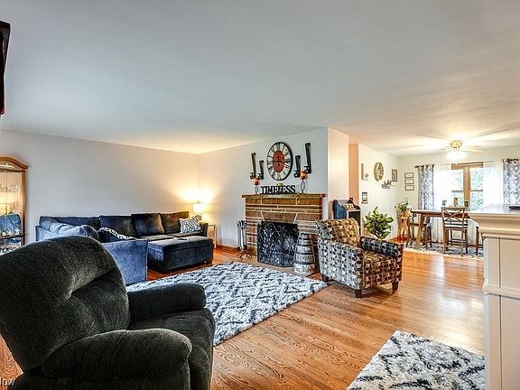 5th image of 4740 Melrose Dr