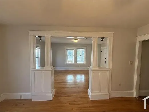37 Gibbon St #1
