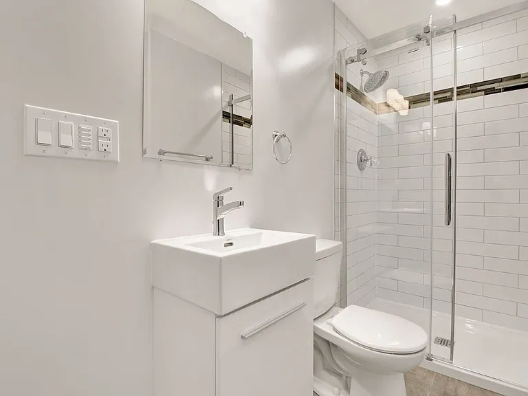 338 Somerset St E — Photo 14