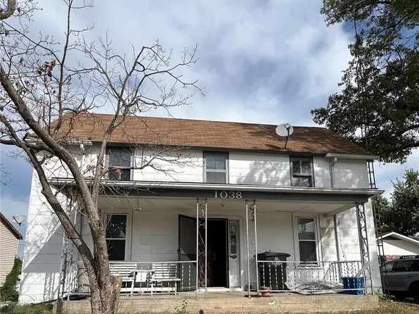 1038 W Saint Joseph St, Perryville, MO 63775