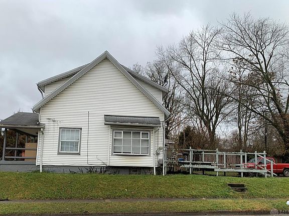 4th image of 3701 Hoover Ave