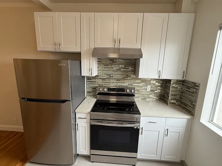 250 Point Lobos Ave #402 — Photo 8