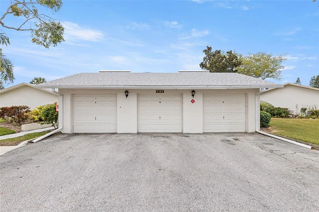 Building Photo - 3143 37th Ln S #B