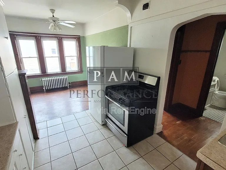 3927 E Layton Ave #6 — Photo 4