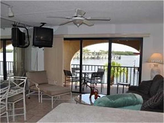 5th image of 1775 Gulf Blvd Unit 101