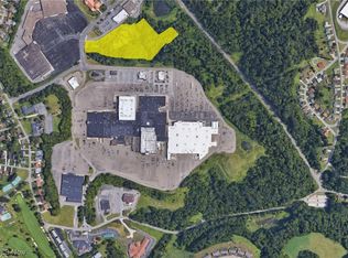 Mall Dr, Steubenville, OH 43952