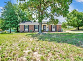 5331 Sandstone Dr, Fayetteville, NC 28311