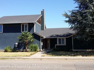 485 W Main St, Carlton, OR 97111