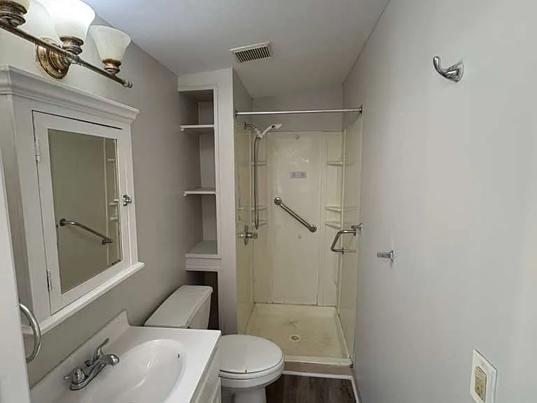 29007 Foxboro Dr — Photo 10