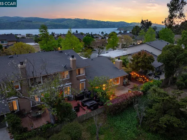 1293 Grove Cir, Benicia, CA 94510