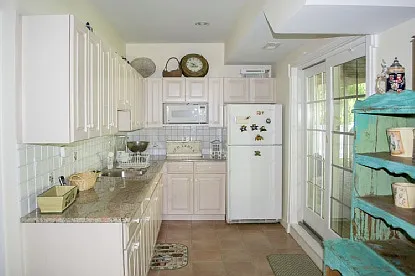 173 Northside Dr — Photo 8
