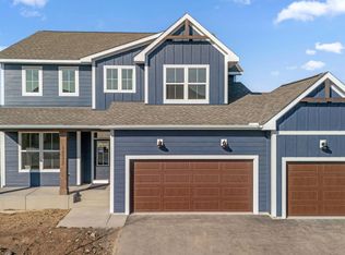 10237 Shadyview Ln N, Maple Grove, MN 55311