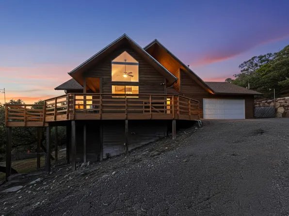 42 Campo Rd, Tijeras, NM 87059