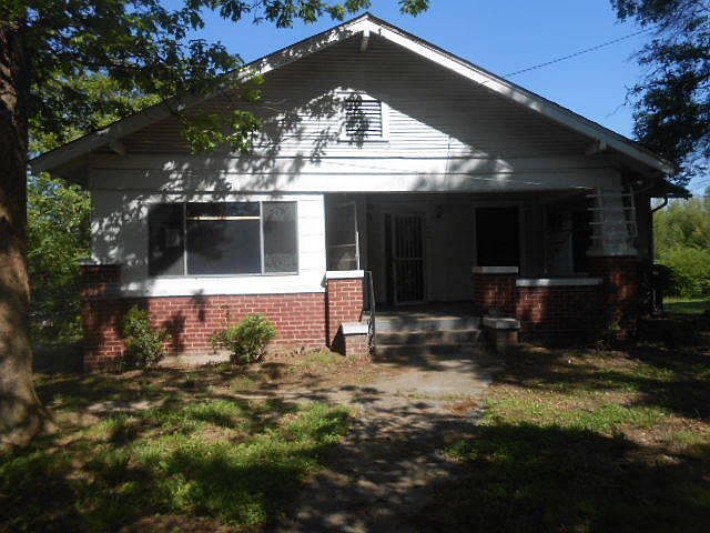 1st image of 603 Sylvan Dr