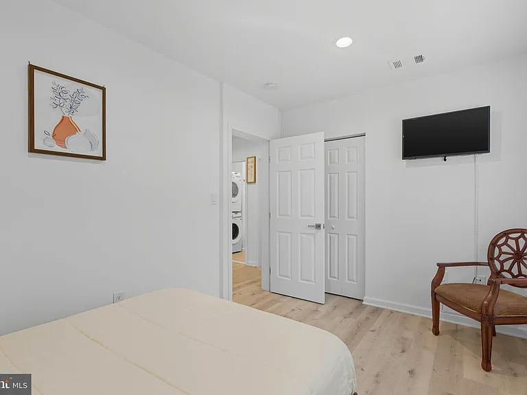 5206 Gilpin Dr — Photo 11