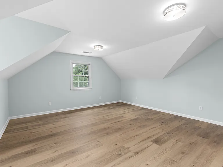 380 Belmont Chase Ct — Photo 40
