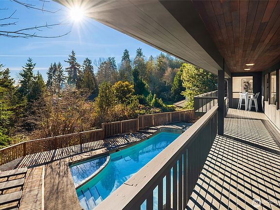 3rd image of 18504 55th Avenue NE