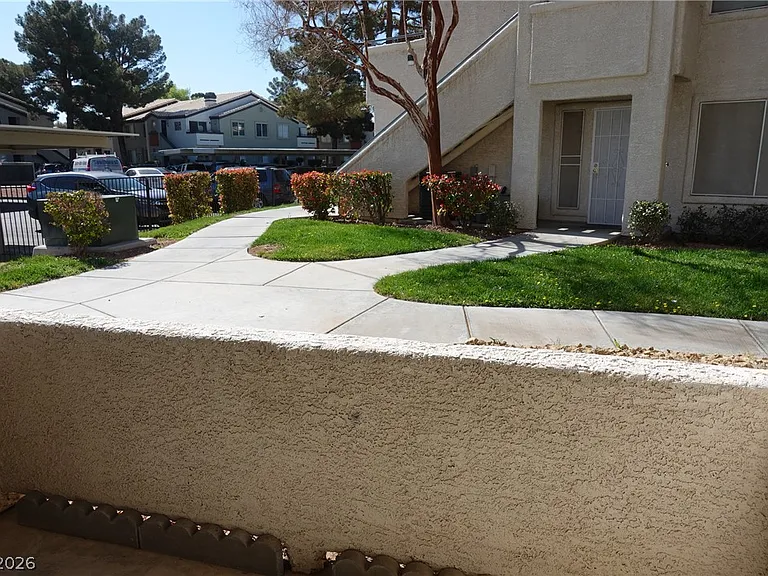3131 Key Largo Dr #101 — Photo 34
