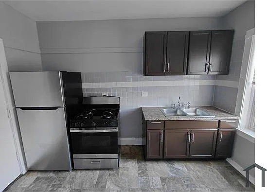 7030 S Cregier Ave #3A — Photo 1