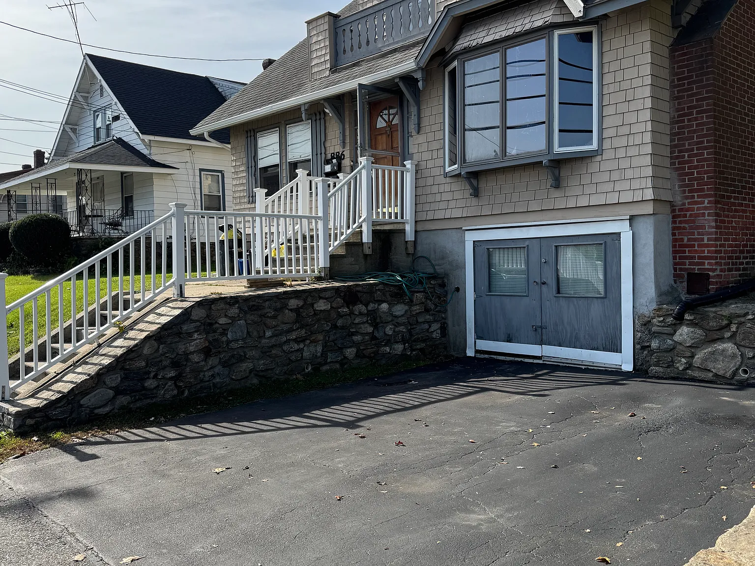 2 bed, 900 sqft, $2,025 — Photo 4
