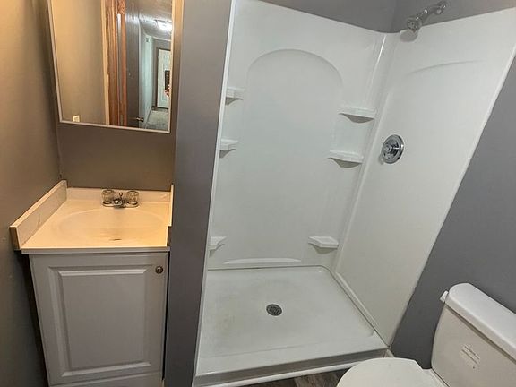 5th image of 728 Seneca St #1