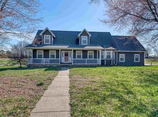 1022 Country Club Dr, Henderson, KY 42420