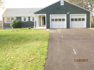 15 Valley View Dr, Spencer, MA 01562