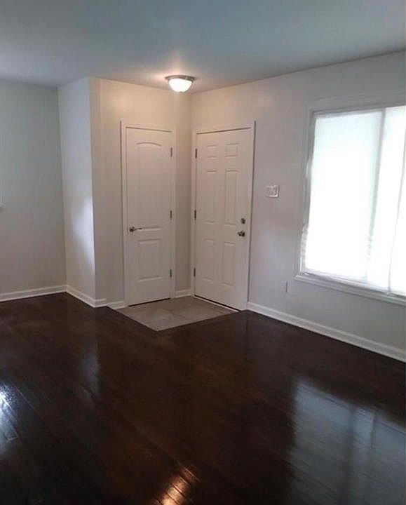 2nd image of 28112 Rosewood St