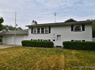 615 N Rosedale Ave, Aurora, IL 60506