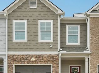 5811 Calle Vista Dr, Lithonia, GA 30058