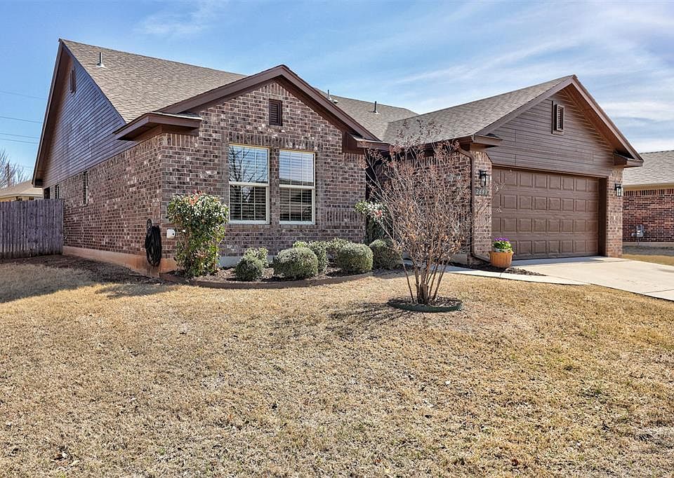 1st image of 2619 Lerkim Ln