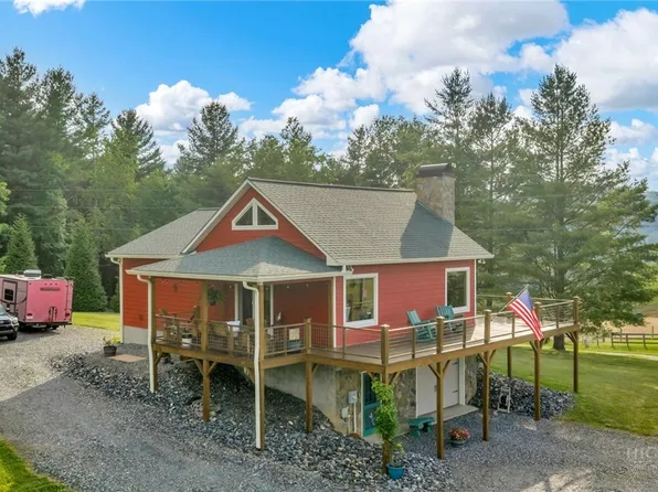160 Pawpaws Place Road, West Jefferson, NC 28694