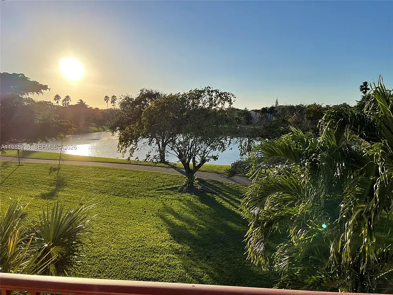 10240 SW 154th Circle Ct #1076 — Photo 10