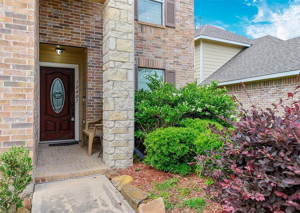 1st image of 10407 Lauren Creek Dr