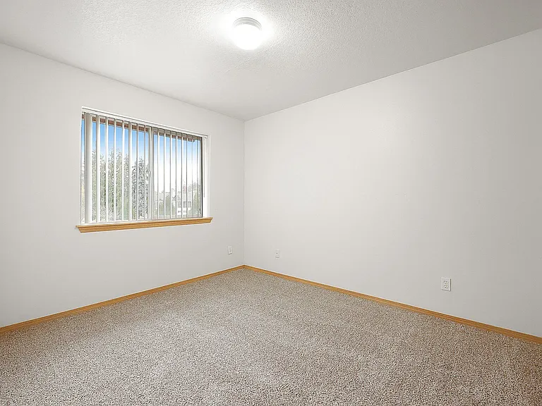 Zachary Park Apartments — Photo 6