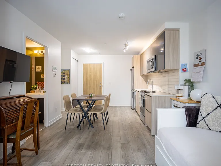 3100 Keele St #605 — Photo 11