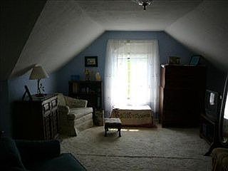 3rd image of 130 Idlewild St